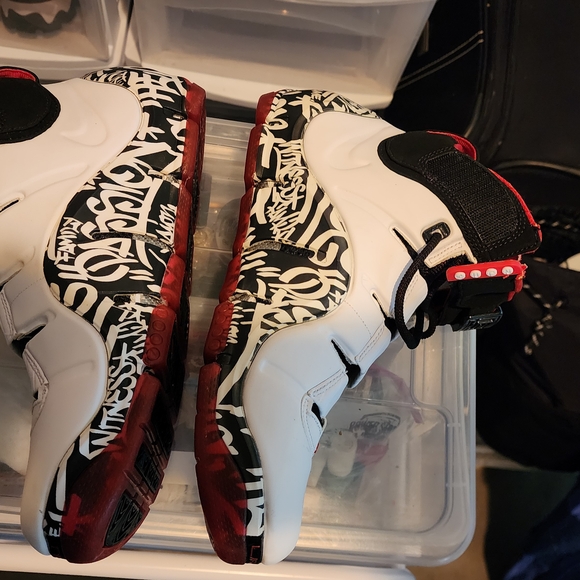 Nike Zoom Lebron 4 Graffiti 2023 - Picture 7 of 11